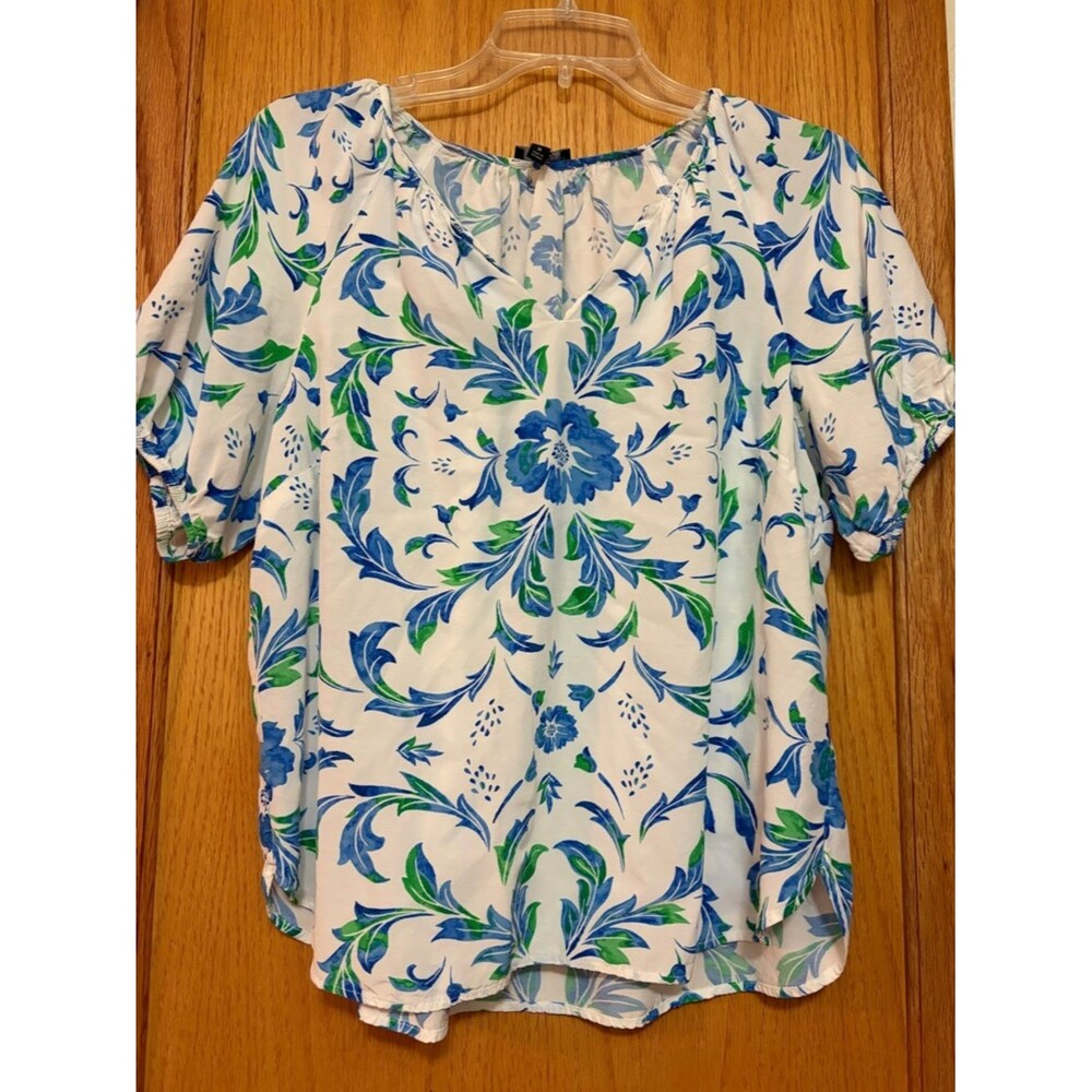 Talbots Beautiful Scroll Flora Top Blue Green Print